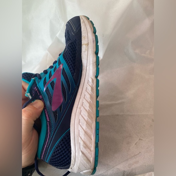 Brooks Addiction 13 Running Shoes - Picture 5 of 9